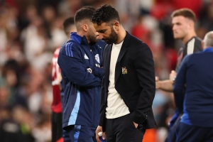 19-20赛季以来，曼联有3次在英超主场上半场5+次射正但没进球