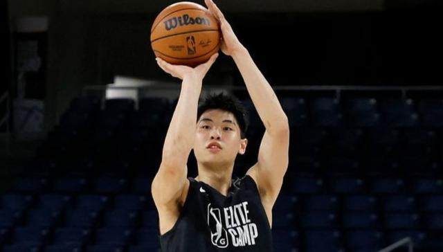 开云体育下载网址-曝崔永熙和篮网达成双向合同 NBA或再迎中国面孔