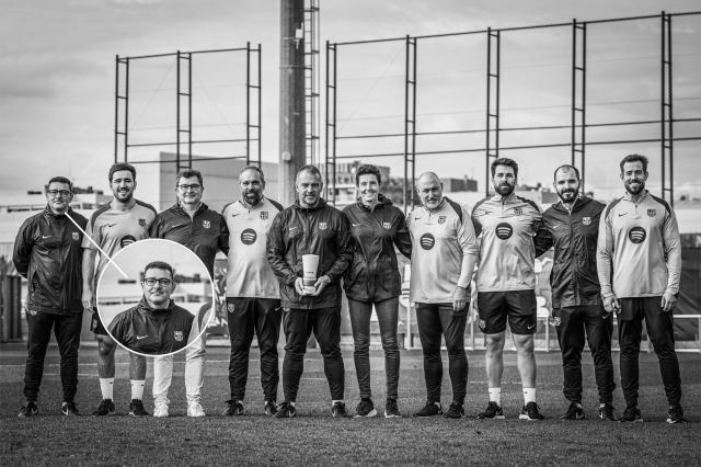 开云体育下载入口-巴萨队医意外去世，推迟比赛展现人性与尊重