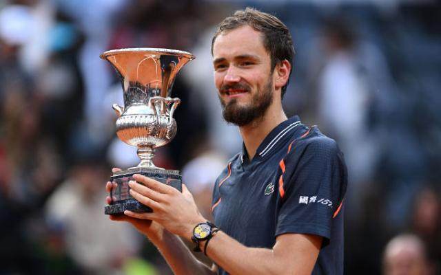 开云体育下载APP-张奔斗：梅德维德夫——从红土天残到“红土专家”